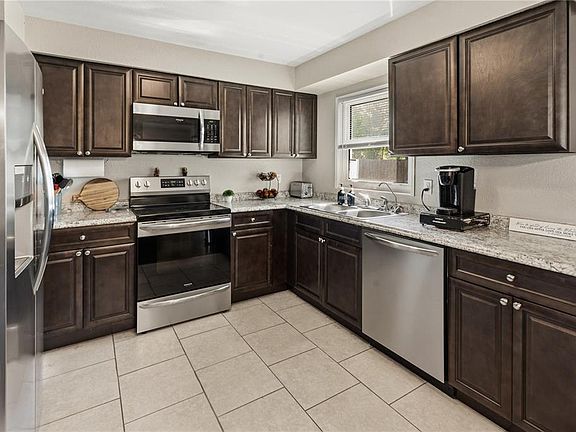 3rd image of 608 Patrick Ave