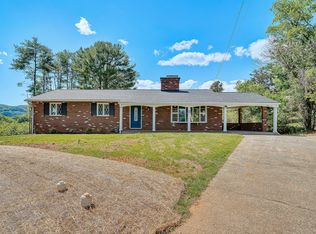 3101 Harmony Rd, Roanoke, VA 24018