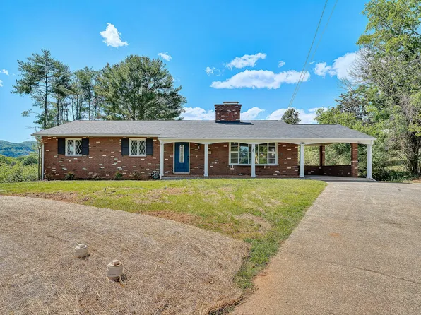 3101 Harmony Rd, Roanoke, VA 24018