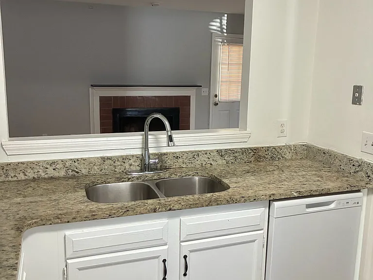 6271 Woodrun Pl #6271 — Photo 16