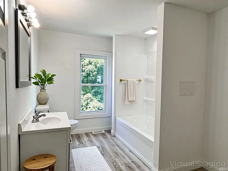 733 S Armstrong St — Photo 17