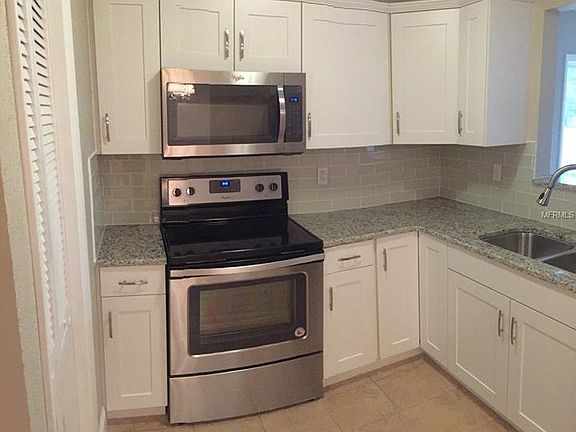 4th image of 1107 Walker Cir W