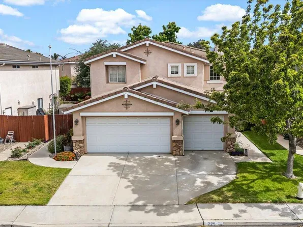 725 E Brandy Ct, Santa Maria, CA 93454