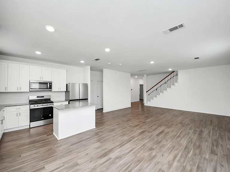 1325 Grass Bend Dr — Photo 18