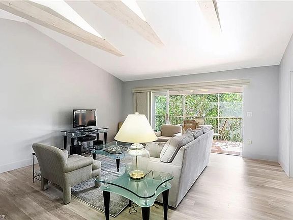 3rd image of 5635 Turtle Bay Dr APT 8