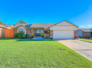 5708 NW 64th St, Warr Acres, OK 73132