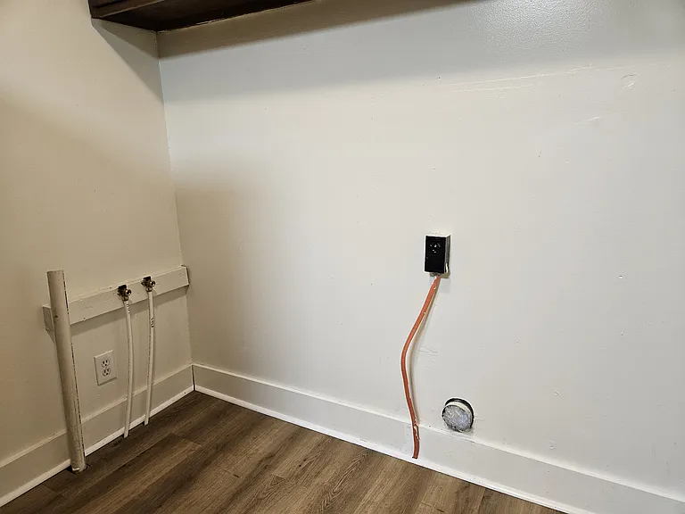 Washer and dryer hookups in kitchen