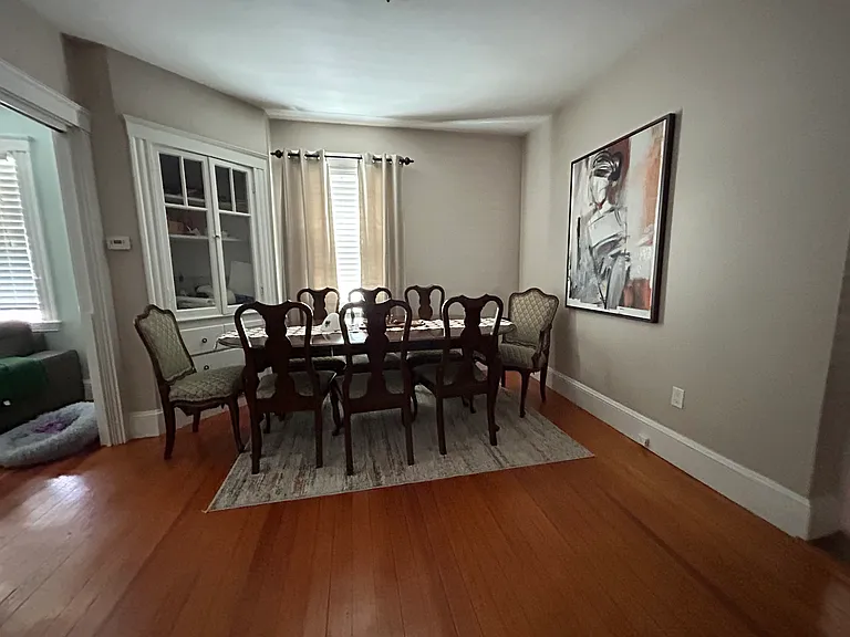 10 Abbott St #1 — Photo 9