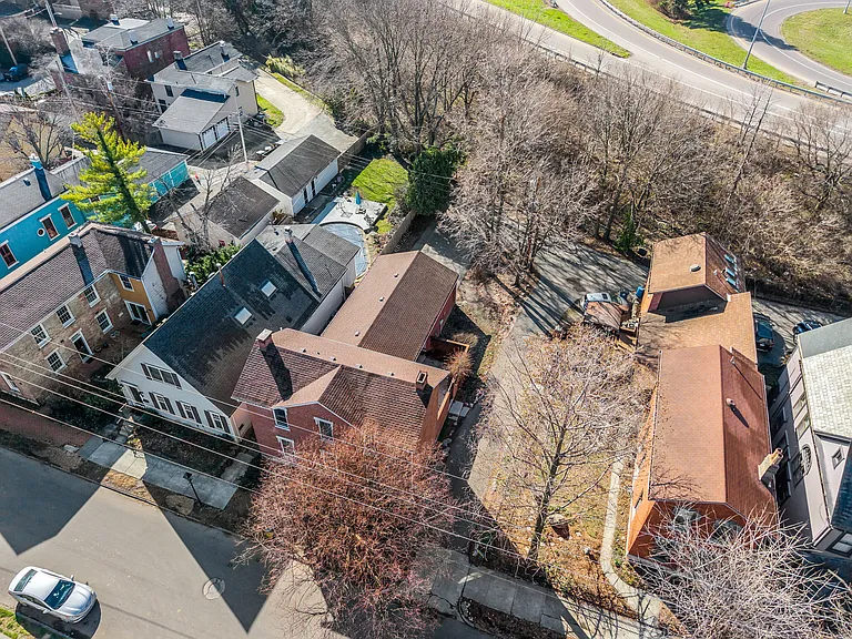80 Green St — Photo 48