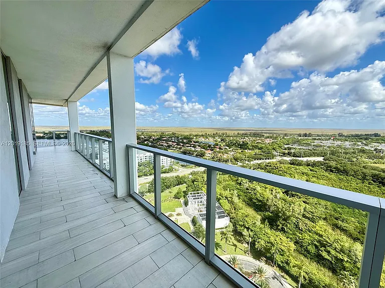 2000 Metropica Way #2003 — Photo 14