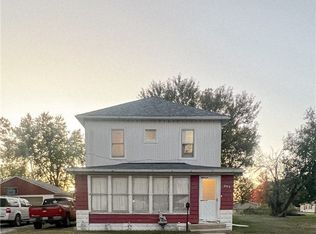 209 N Douglas St, Litchfield, IL