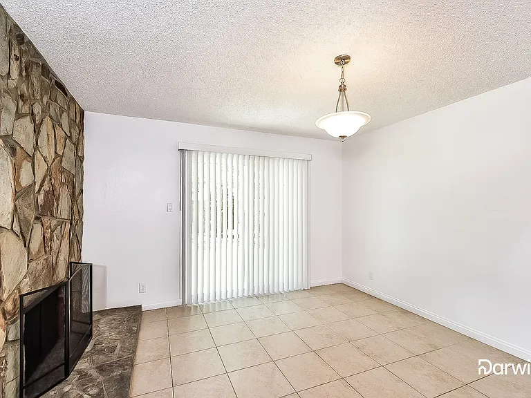 728 Sam Jonas Dr — Photo 8