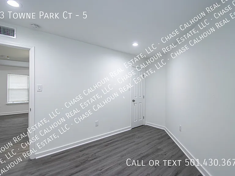 23 Towne Park Ct #5 — Photo 44