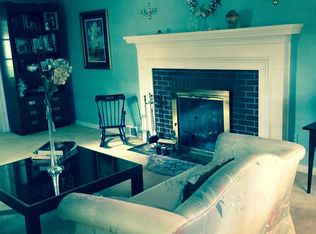 223 Johnston Rd, Upper Saint Clair, PA 15241