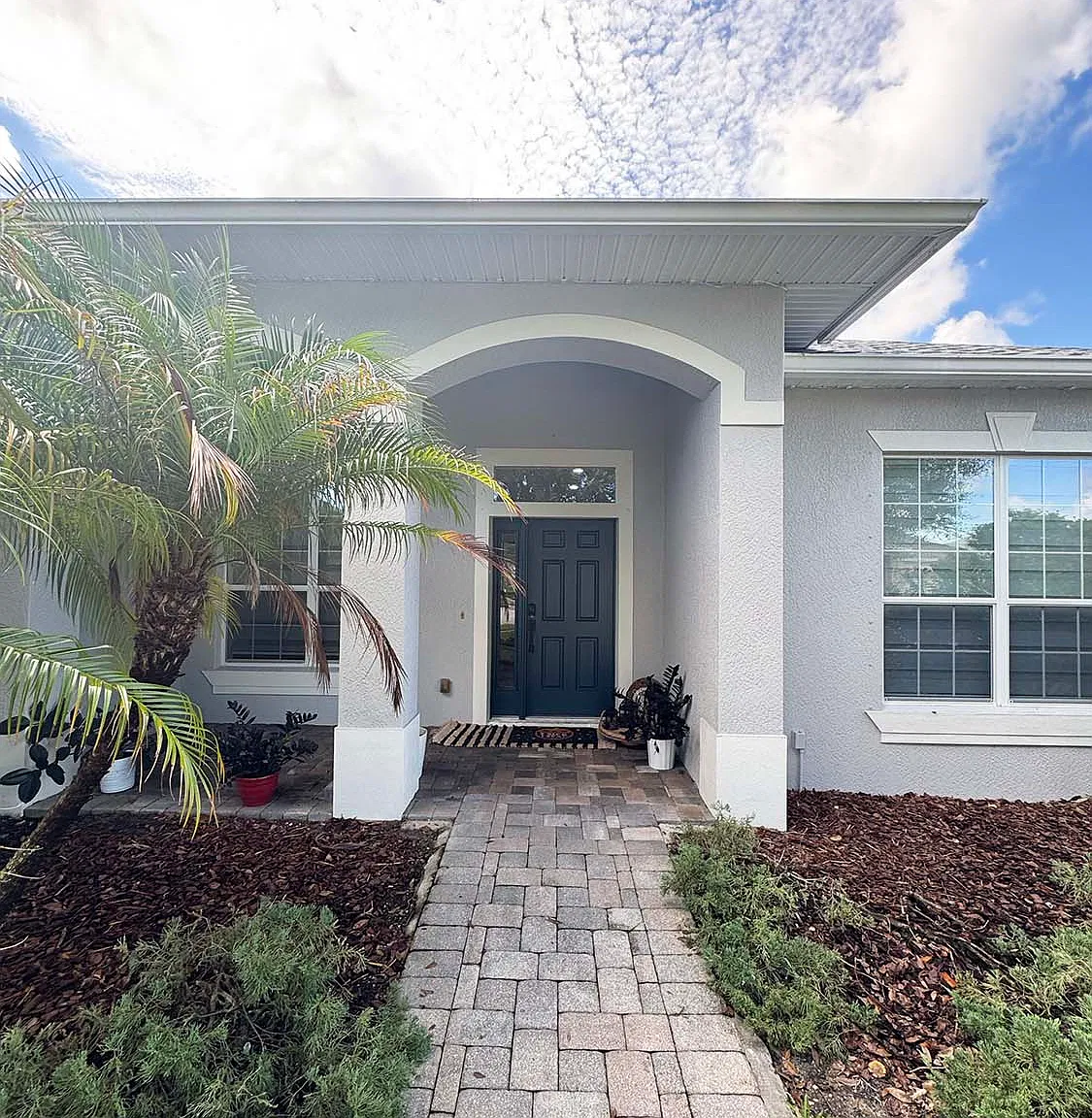 4 bed, 2230 sqft, $3,500 — Photo 2