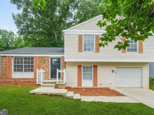 1432 Shenta Oak Dr, Norcross, GA 30093