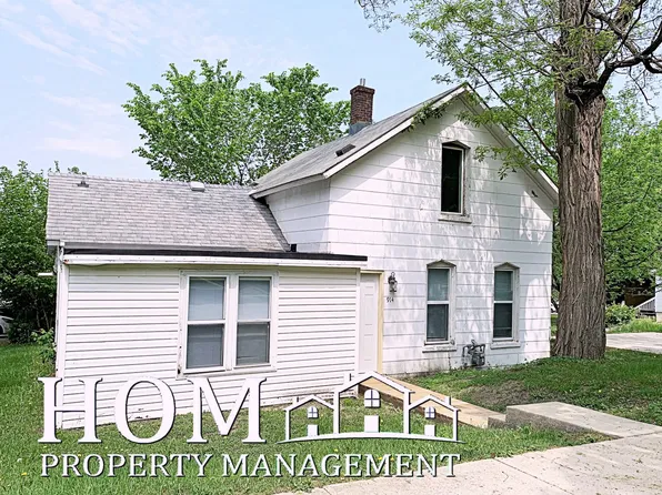 914 N 6th St, Mankato, MN 56001