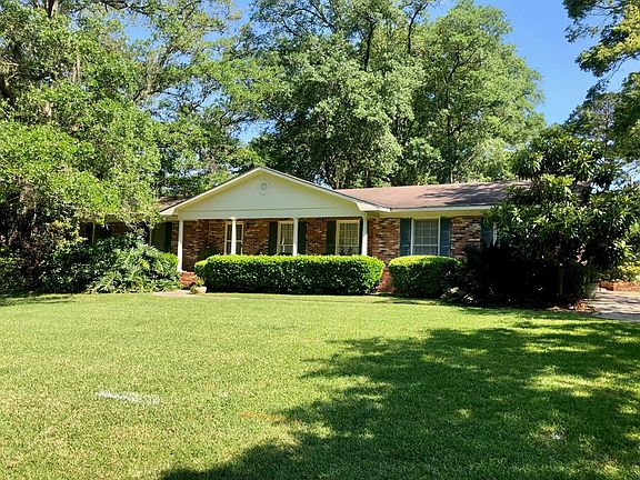 3rd image of 2128 Lakeshore Dr
