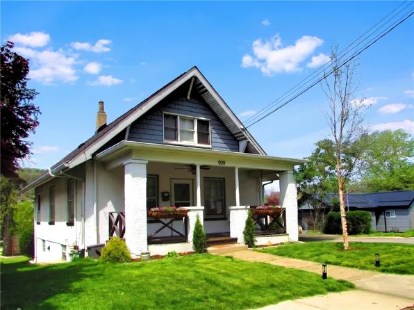 909 Allegheny Ave, Oakmont, PA 15139