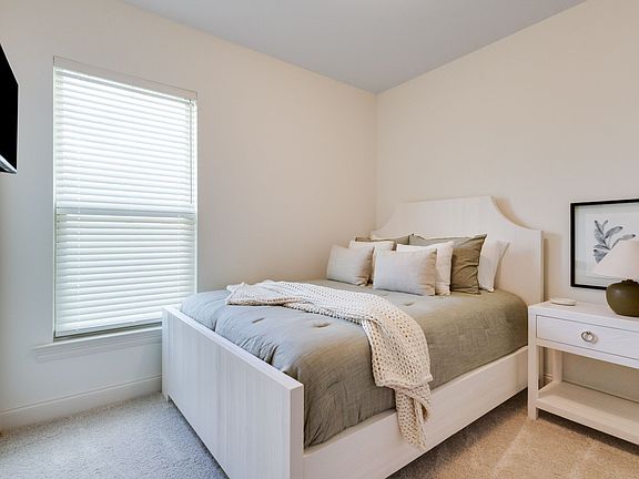 5th image of 113 Ridley Ln