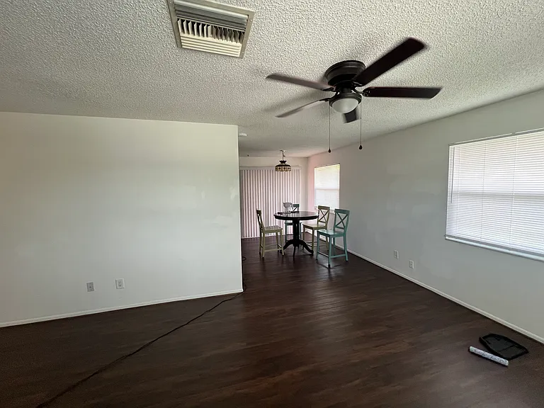 18812 Matanzas Rd #UPPER FLAT — Photo 9