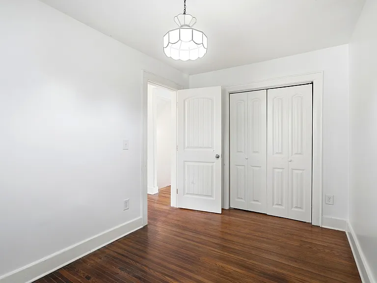 527 Stevenson St — Photo 24
