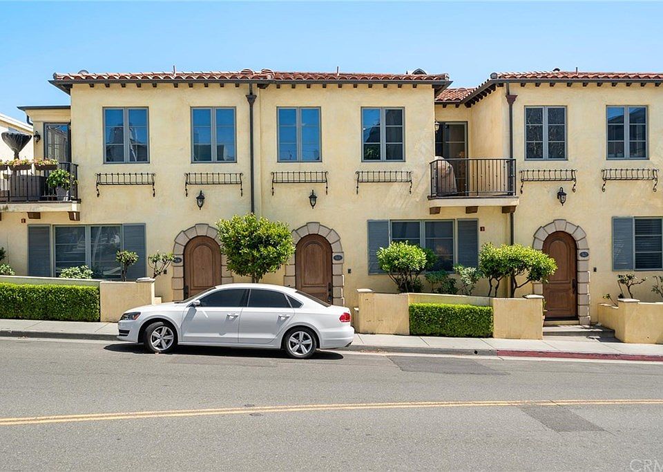 1st image of 514 Manhattan Beach Blvd
