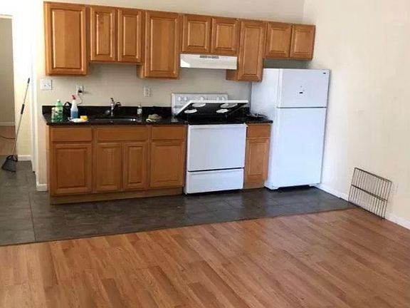 2nd image of 2979 Frankford Ave Floor 1