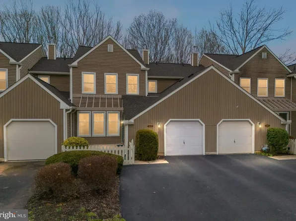 315 Rowantree Cir, Yardley, PA 19067