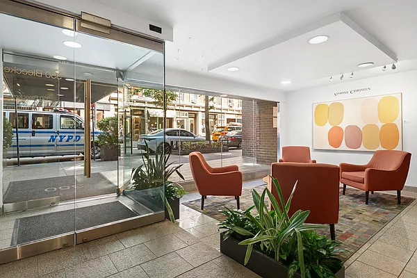 Rented by Corcoran | media 6