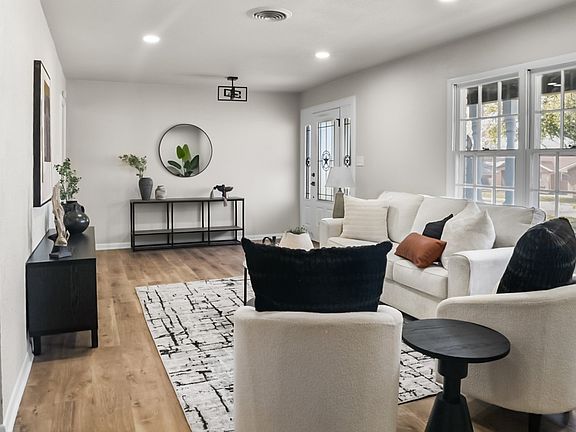 3rd image of 5709 Wedgworth Rd