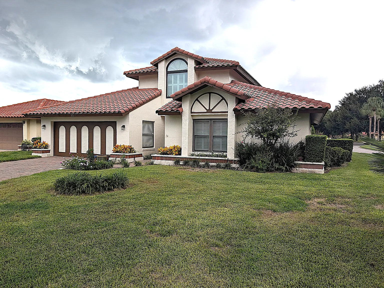3 bed, 2.5 bath, 2413 sqft, $3,700 — Photo 4