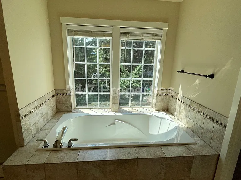 16225 SE Pinot Rd — Photo 20
