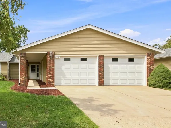 392 Hystrix Plz, Monroe Township, NJ 08831