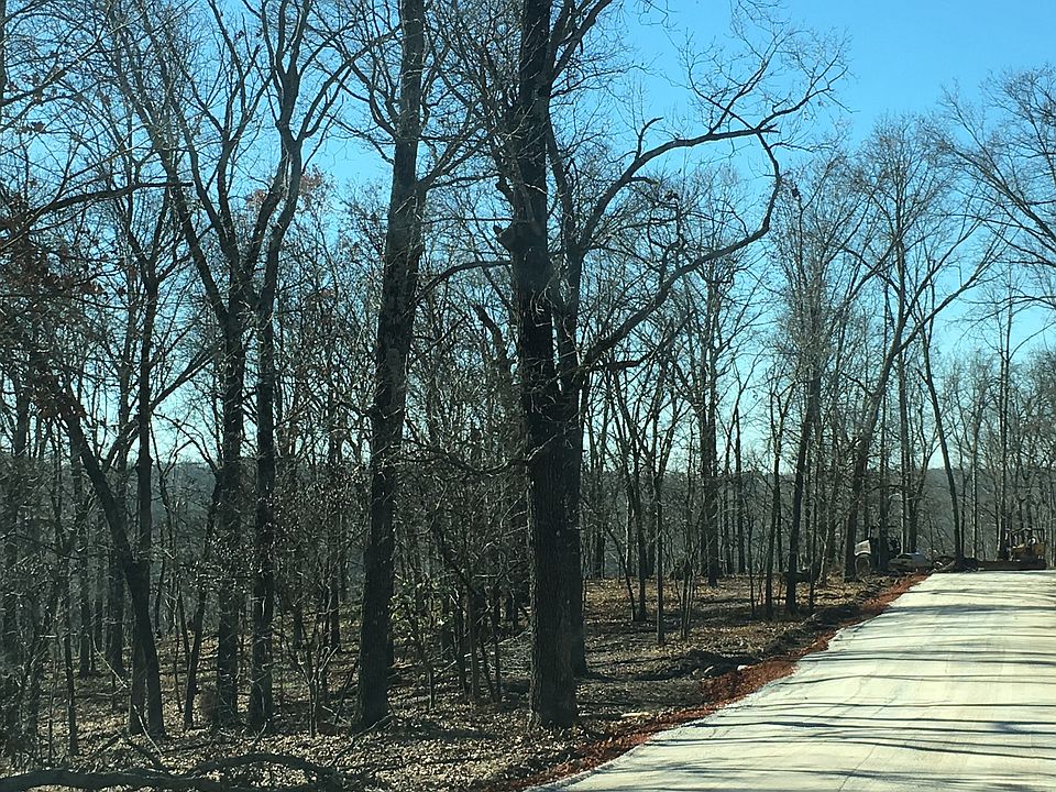 2nd image of Forrest Rd