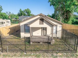 1051 W Little York Rd, Houston, TX 77091