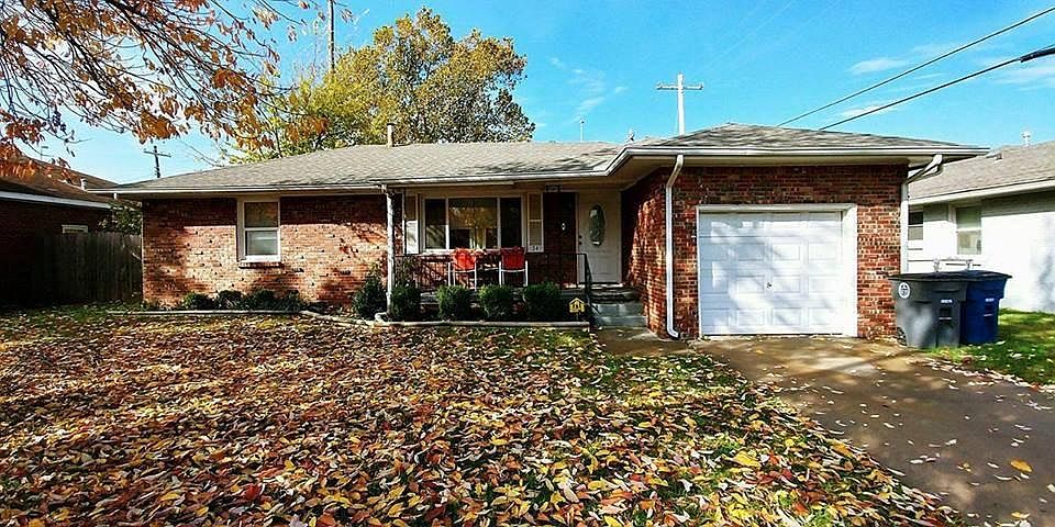 2nd image of 34 S 105th Pl E