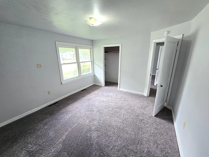 370 Carver Cir #370 — Photo 8