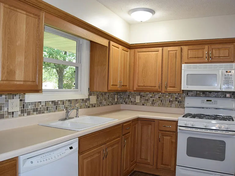 2609 Hall Ct — Photo 13
