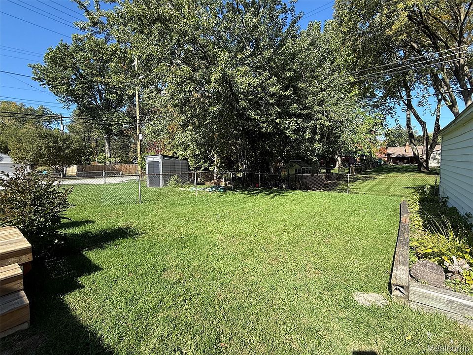 1407 Donald Ave, photo 7
