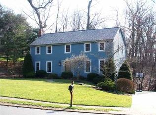 2297 Salem Dr, Pittsburgh, PA
