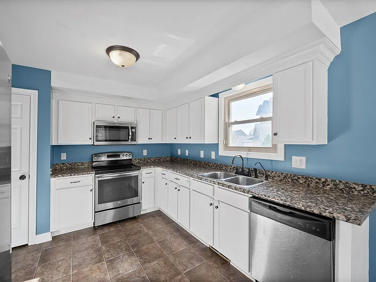 3469 Bradfield Dr — Photo 16