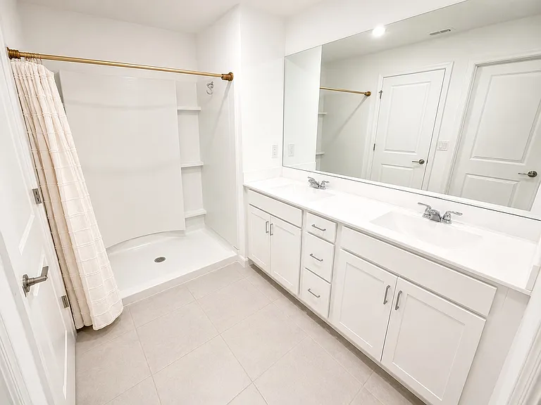 Dockside Dr — Photo 9