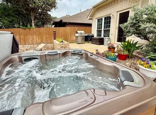 3516 Stone Creek Ct, Fort Worth, TX 76137