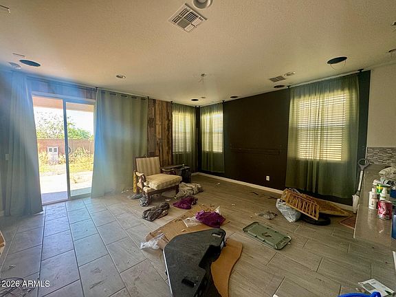 3rd image of 3442 E DAKOTA Drive