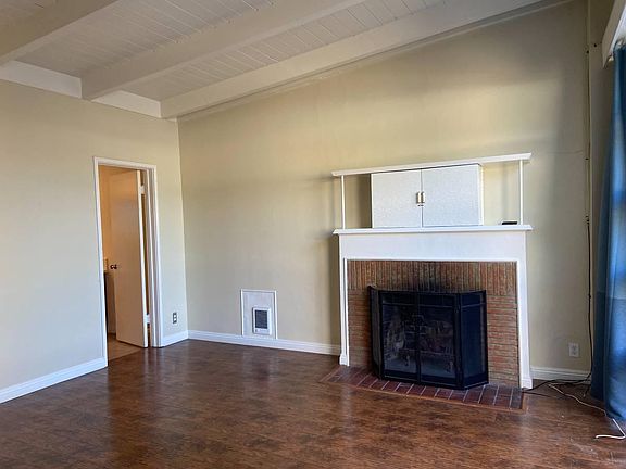 3rd image of 905 W Huntington Dr APT C