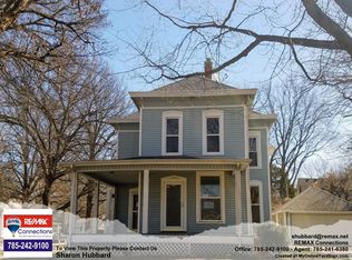 303 S Willow St, Ottawa, KS 66067