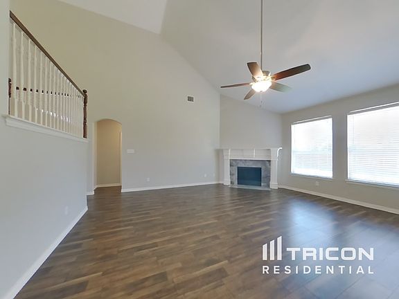 5th image of 2817 Deerhurst Dr