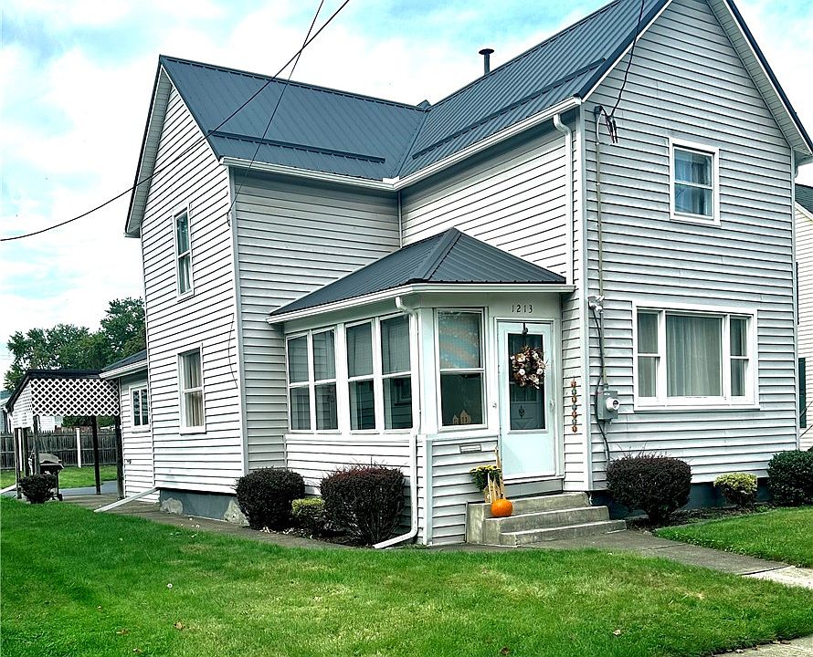1st image of 1213 Magee St