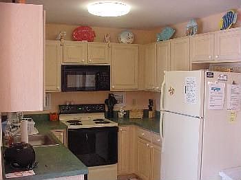 3rd image of 600 North Dr #218